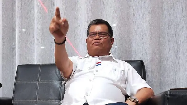 Dokumentasi lokakarya internal tentang menyusun artikel YAML dengan media inline yang rapih.